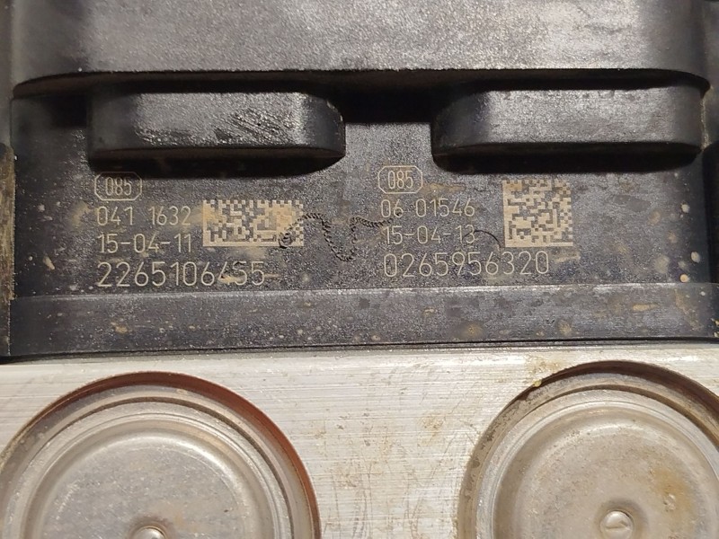 Recambio de abs para renault kadjar zen referencia OEM IAM 476606749R 0265956320 269620