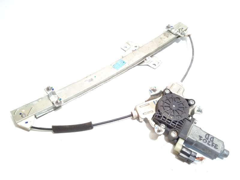ELEVALUNAS DELANTERO DERECHO 824020B010 988201C100