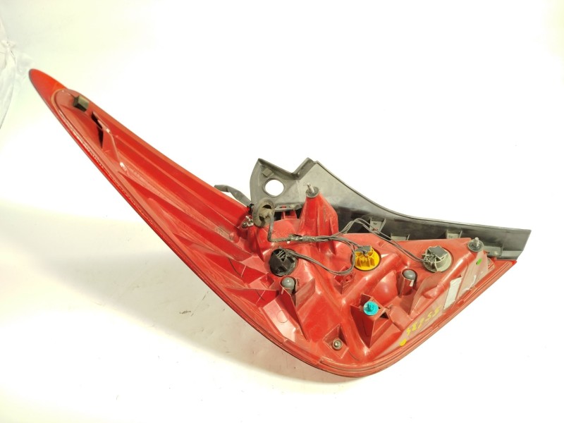 Recambio de piloto trasero derecho para nissan tiida hatchback (c11) 1.5 dci referencia OEM IAM 26550EM00A  