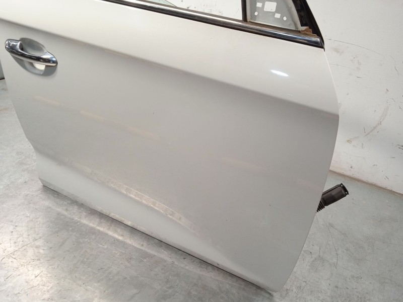 Recambio de puerta delantera derecha para kia carens iv 1.7 crdi referencia OEM IAM 76004A4000  