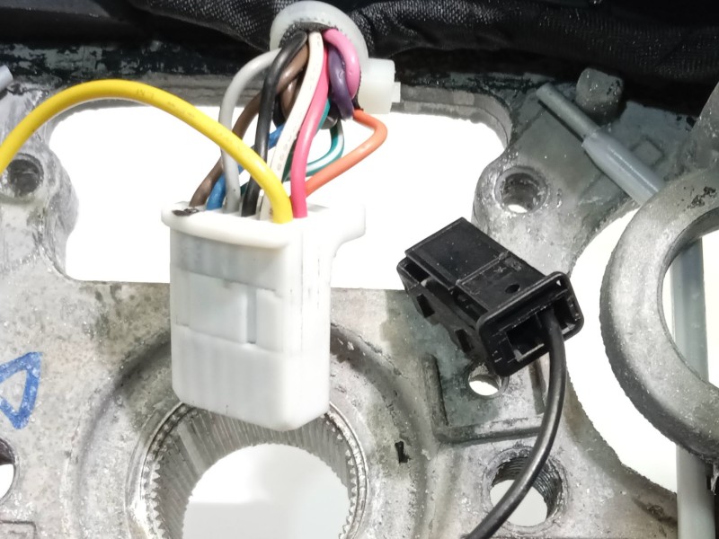 Recambio de volante para mg mg zs suv 1.5 vti referencia OEM IAM 10822555 10822555PHD5 