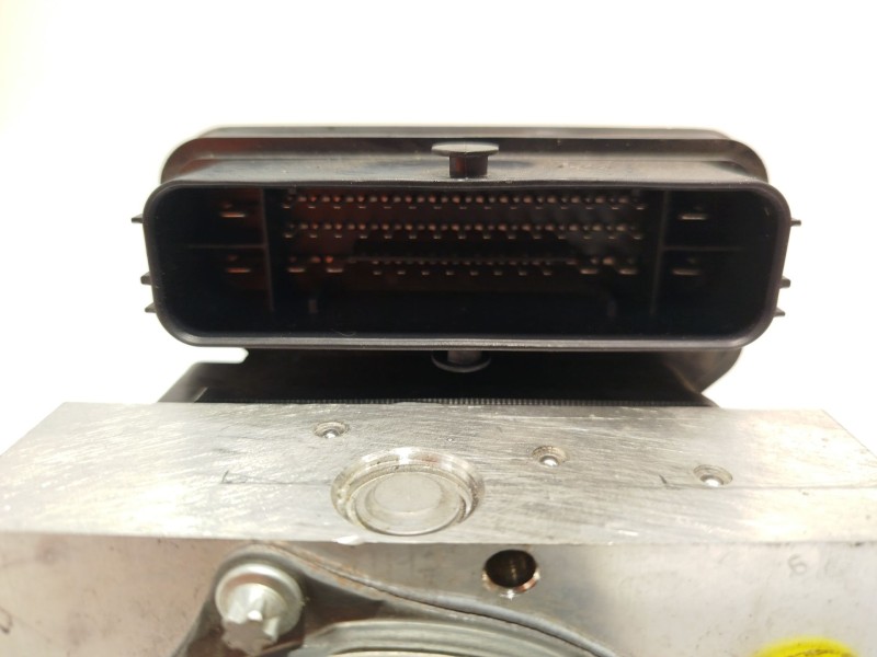 Recambio de abs para toyota yaris cross (mxp_) 1.5 hybrid (mxpj10) referencia OEM IAM 445400D860 0265957151 970400