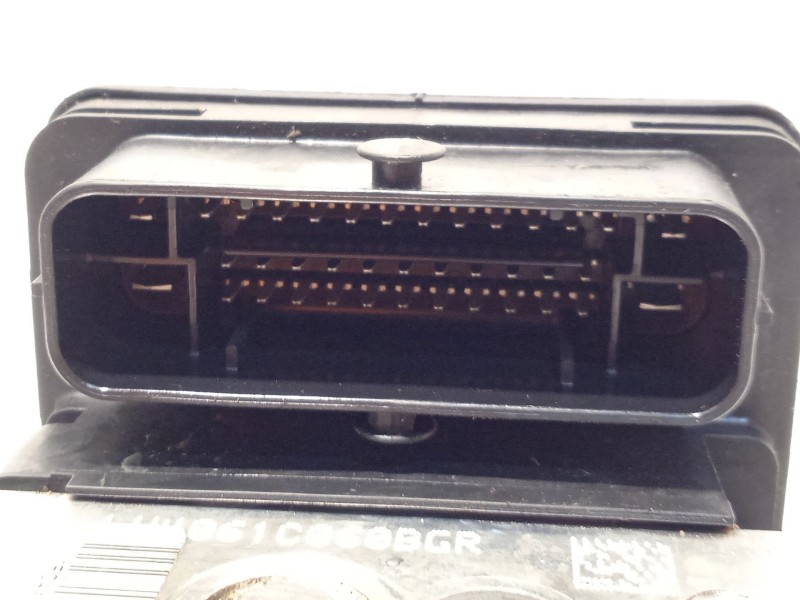 Recambio de abs para opel insignia berlina selective referencia OEM IAM 23430008 8511207 18750720