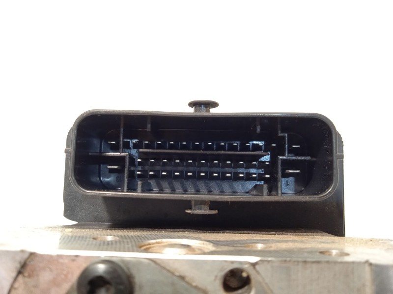 Recambio de abs para hyundai i30 (gd) klass referencia OEM IAM 58920A6230 6158945200 A658920800