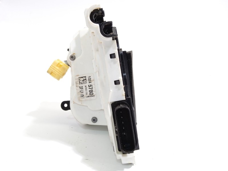 Recambio de cerradura puerta delantera izquierda para mg mg zs suv 1.5 vti referencia OEM IAM 10845780  