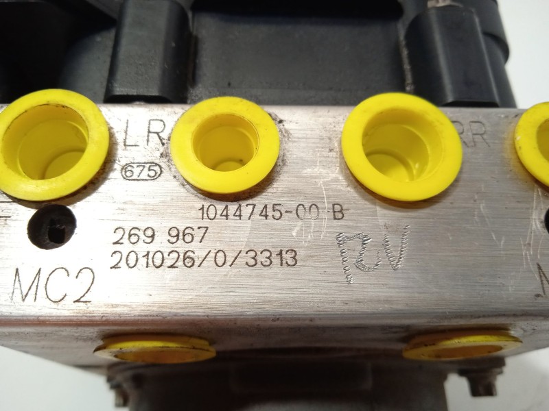 Recambio de abs para tesla model 3 (5yj3) ev performance awd referencia OEM IAM 104474500B 0265956665 269967