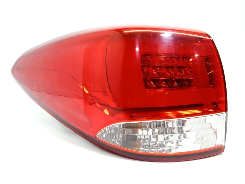 Recambio de piloto trasero izquierdo para kia carens iv 1.7 crdi referencia OEM IAM 92401A4110  