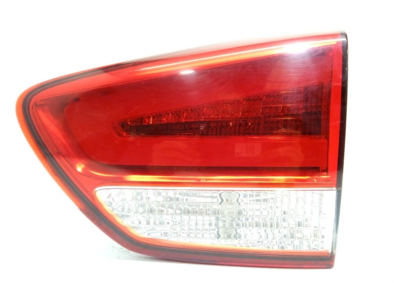 Recambio de piloto trasero derecho interior para kia carens iv 1.7 crdi referencia OEM IAM 92404A4120 92404A4 