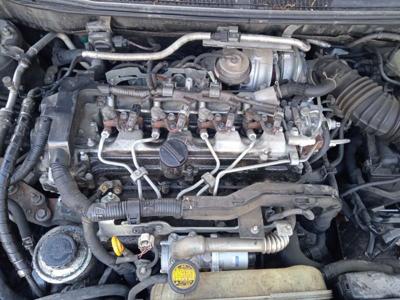 toyota avensis sedán (_t25_) del año 2008