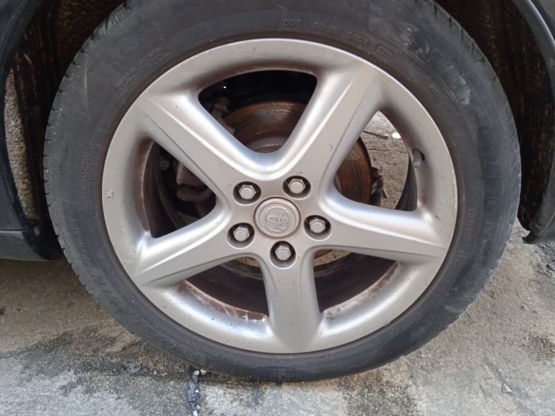 toyota avensis sedán (_t25_) del año 2008