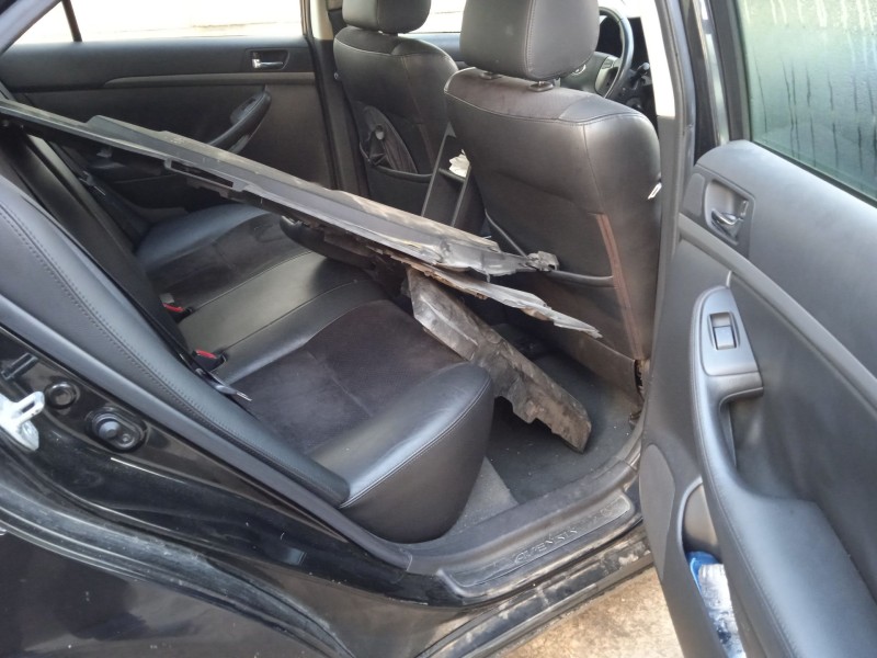 toyota avensis sedán (_t25_) del año 2008