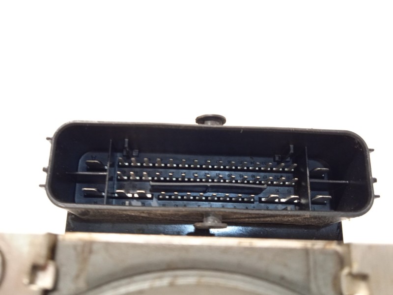 Recambio de abs para audi a3 sportback (8vf) s line edition referencia OEM IAM 5Q0614517CG 28515868123 10022009984