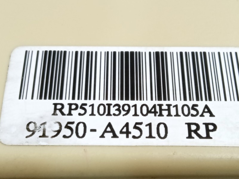 Recambio de caja reles / fusibles para kia carens iv 1.7 crdi referencia OEM IAM 91950A4510 91950A4510RP 