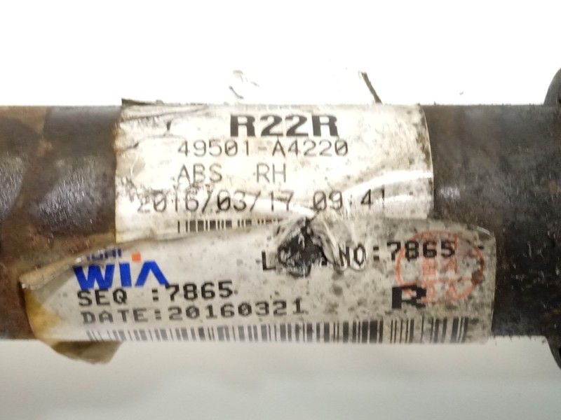 Recambio de transmision delantera derecha para kia carens iv 1.7 crdi referencia OEM IAM 49501A4220  