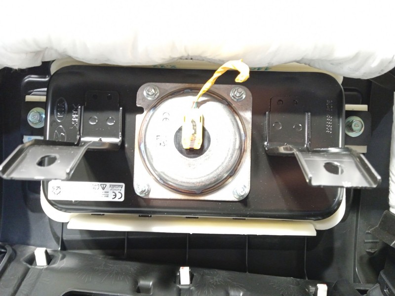 Recambio de kit airbag para kia carens iv 1.7 crdi referencia OEM IAM 84710A4100WK 84530A4000 56900A4000