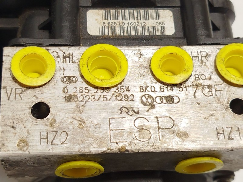 Recambio de abs para audi a4 ber. (b8) básico referencia OEM IAM 8K0614517GF 0265952064 0265239354