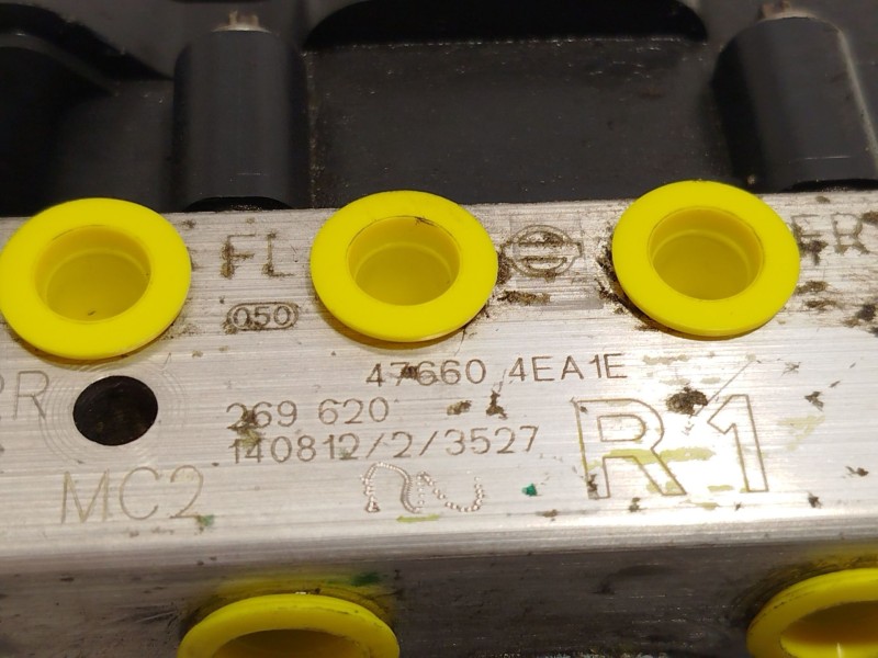 Recambio de abs para nissan qashqai (j11) n-tec referencia OEM IAM 476604EA1E 0265956165 269620