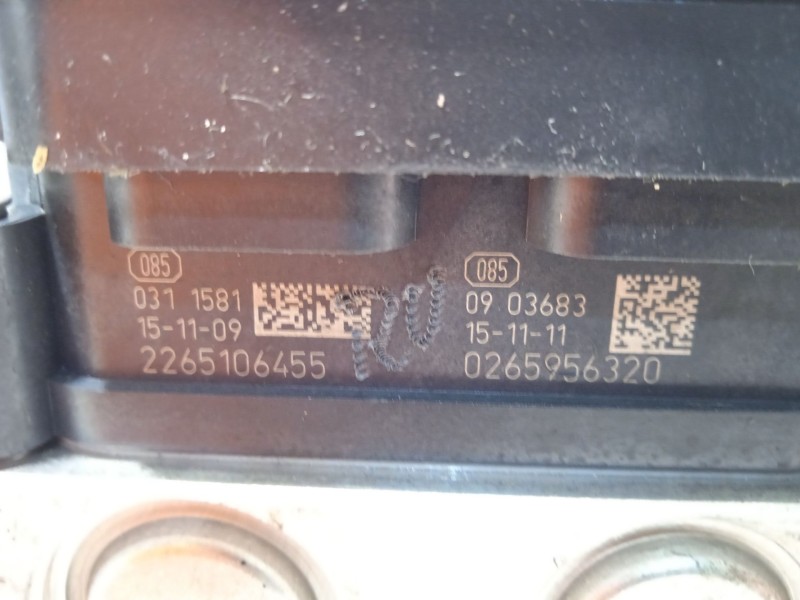 Recambio de abs para renault kadjar zen referencia OEM IAM 476606749R 0265956320 269620