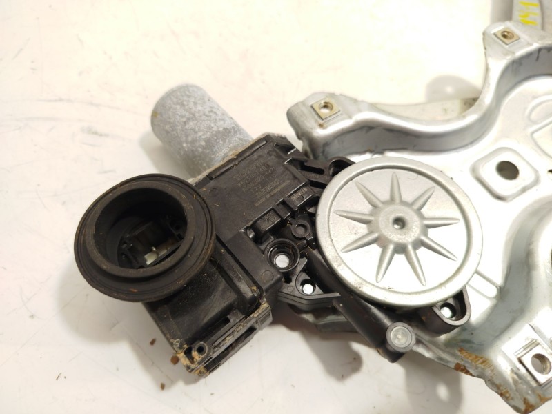 Recambio de elevalunas delantero derecho para toyota c-hr (_x1_) 2.0 hybrid (maxh10) referencia OEM IAM 69810F4010  