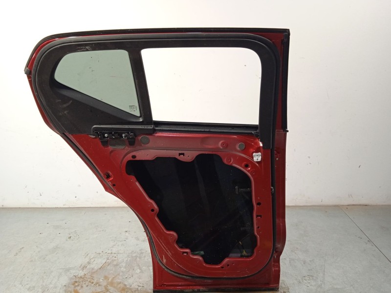 Recambio de puerta trasera izquierda para volvo xc40 (536) t3 referencia OEM IAM 32133739  