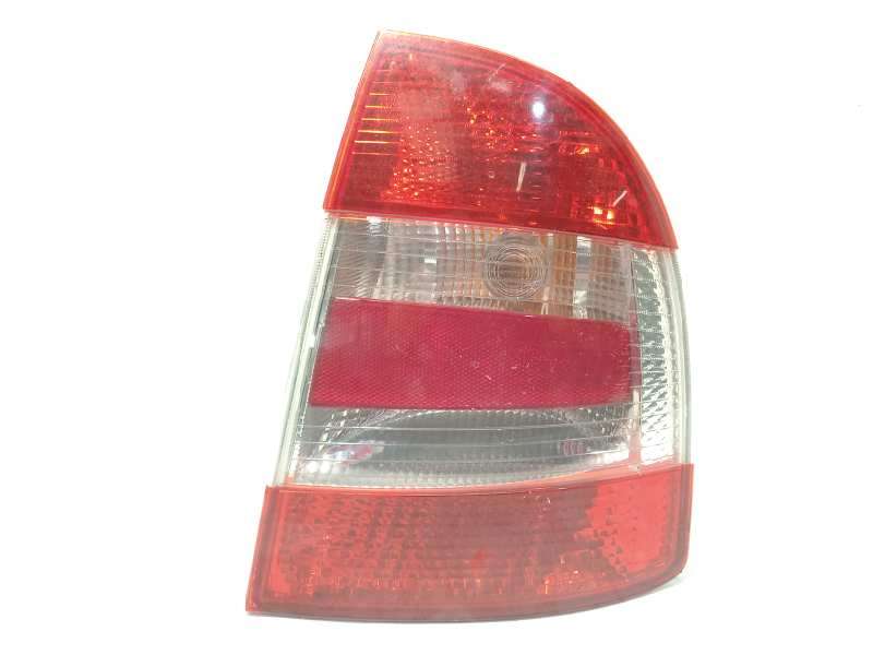 PILOTO TRASERO DERECHO 3U5945096A 