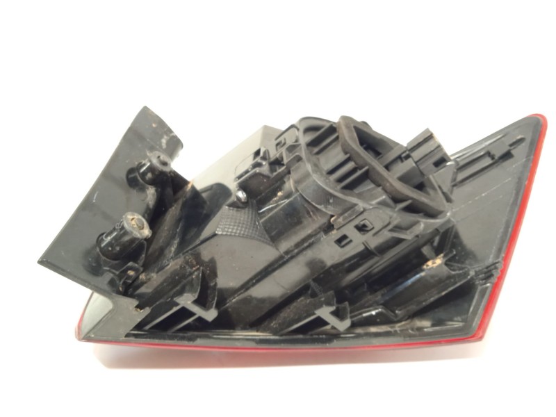 Recambio de piloto trasero izquierdo para seat ateca (kh7, khp) 1.5 tsi referencia OEM IAM 575945207E  L90201681