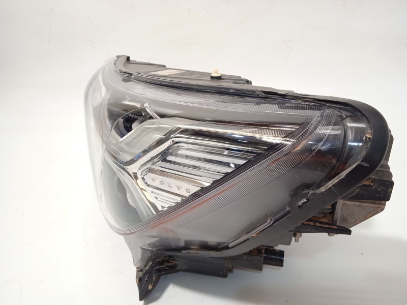 Recambio de faro izquierdo para volvo xc40 (536) t3 referencia OEM IAM 32133577 31655647 