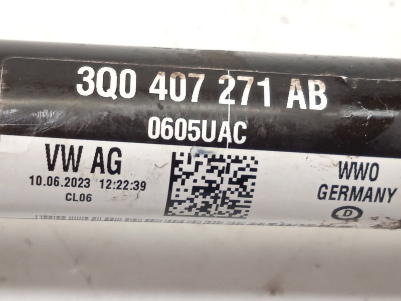 Recambio de transmision delantera izquierda para seat ateca (kh7, khp) 1.5 tsi referencia OEM IAM 3Q0407271AB  