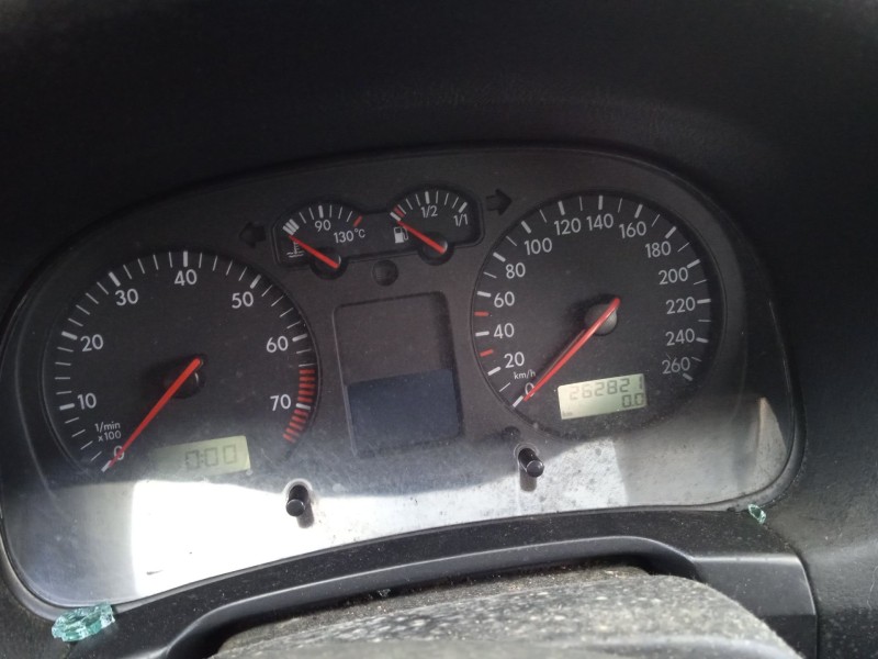 volkswagen golf iv variant (1j5) del año 2003