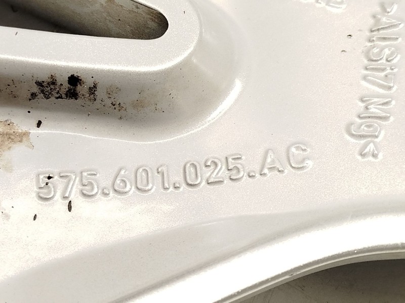 Recambio de llanta para seat ateca (kh7, khp) 1.5 tsi referencia OEM IAM 575601025AC 575601025AC8Z8 