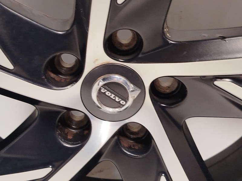 Recambio de llanta para volvo xc40 (536) t3 referencia OEM IAM 31471558  