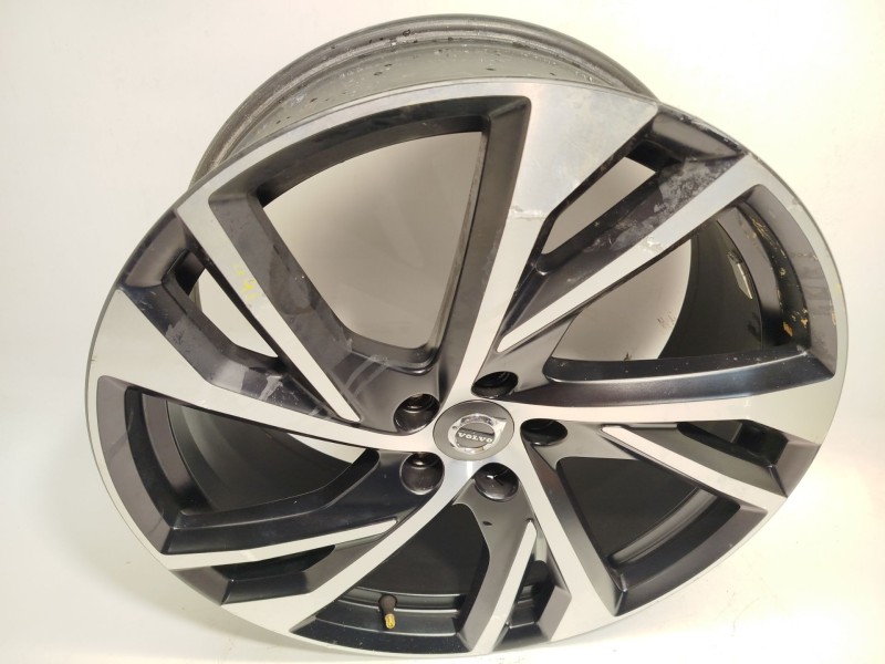 Recambio de llanta para volvo xc40 (536) t3 referencia OEM IAM 31471558  