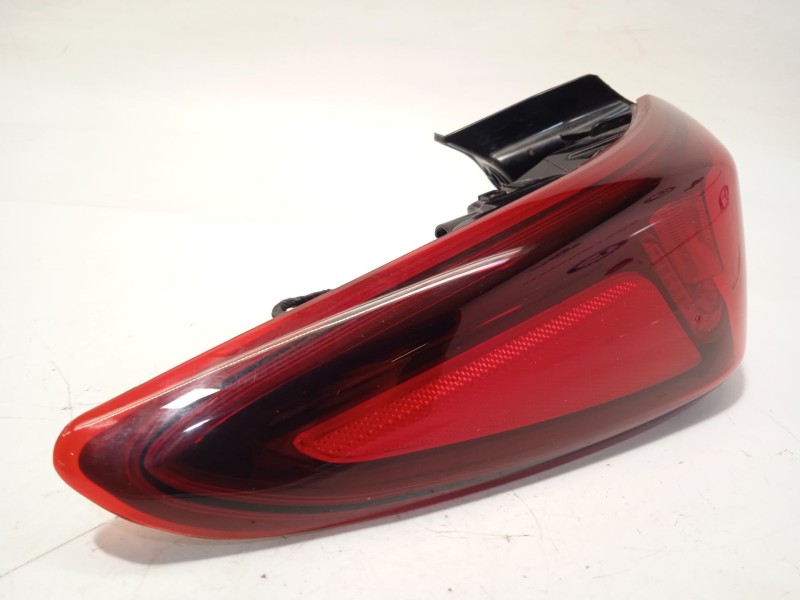 Recambio de piloto trasero izquierdo para hyundai kona 1.0 tgdi cat referencia OEM IAM 92401J9000  