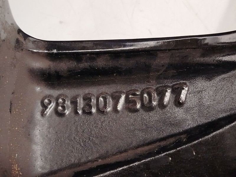 Recambio de llanta para citroën c3 / c3 origin iii (sx) 1.2 puretech 82 referencia OEM IAM 9813075077 98130750XY 