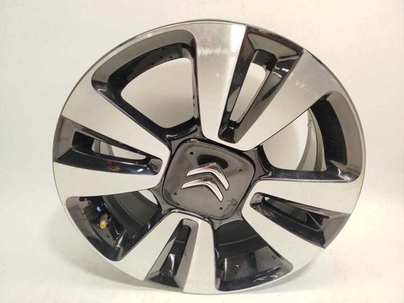 Recambio de llanta para citroën c3 / c3 origin iii (sx) 1.2 puretech 82 referencia OEM IAM 9813075077 98130750XY 