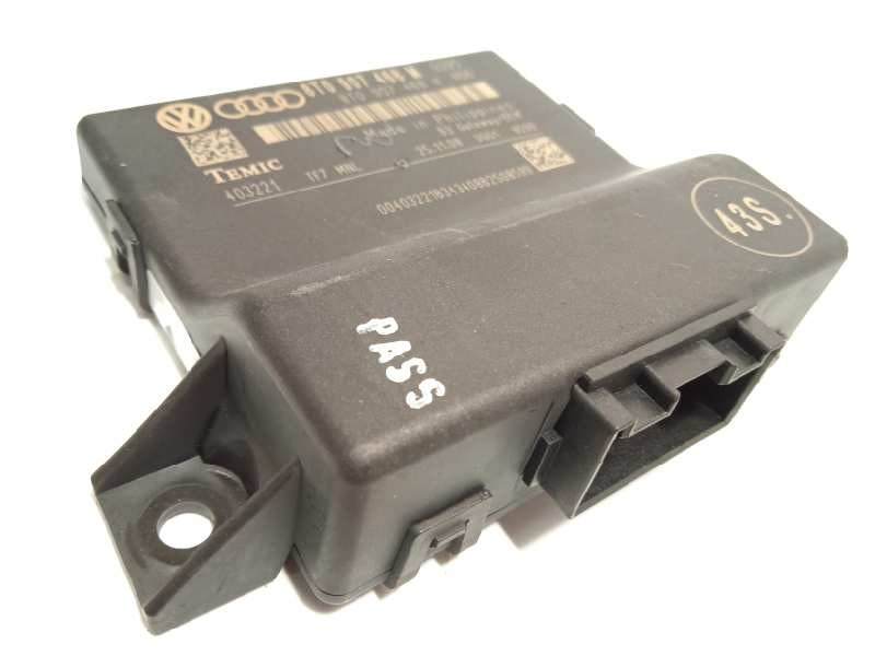 CENTRALITA CIERRE 8T0907468M 