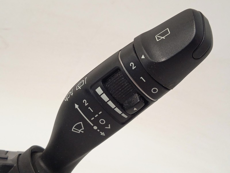 Recambio de mando intermitentes para hyundai kona 1.0 tgdi cat referencia OEM IAM 93403J9950  