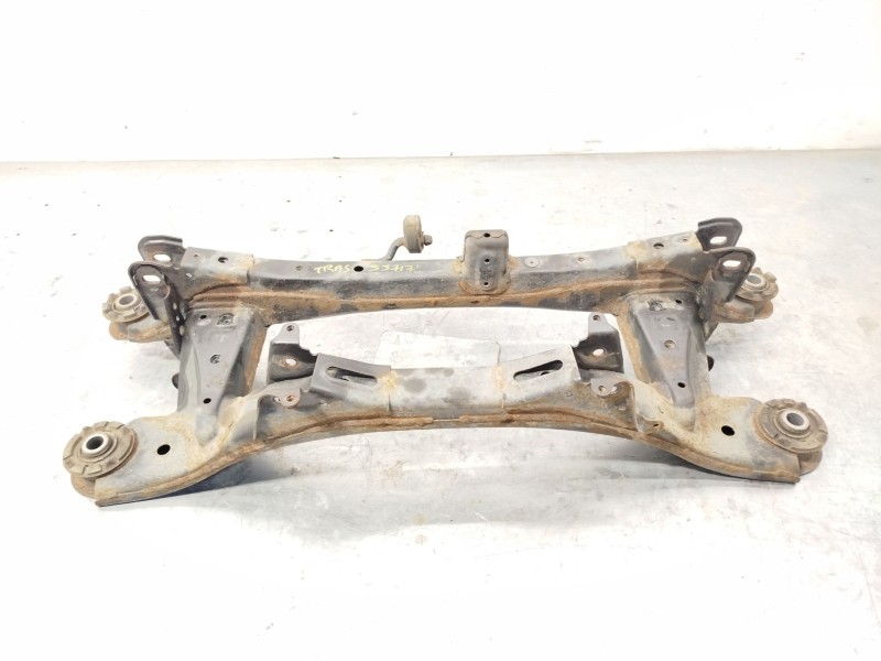 Recambio de puente trasero para toyota auris 2.0 d-4d cat referencia OEM IAM 5120602051  