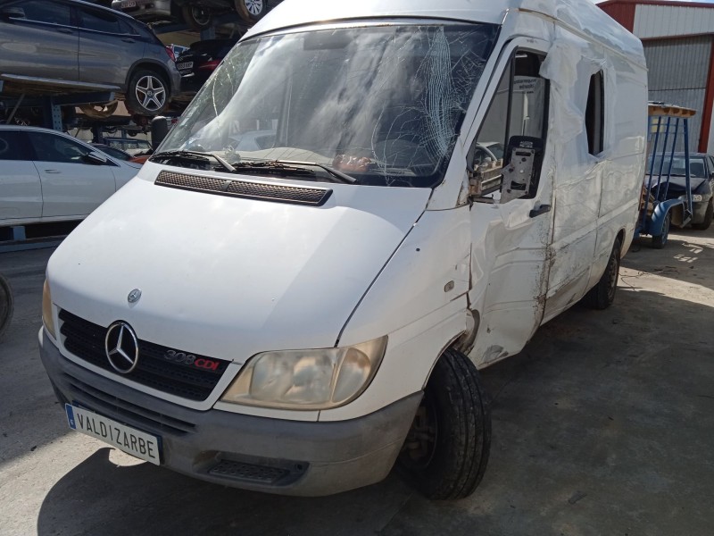 mercedes-benz sprinter 3-t furgoneta (b903) del año 2000