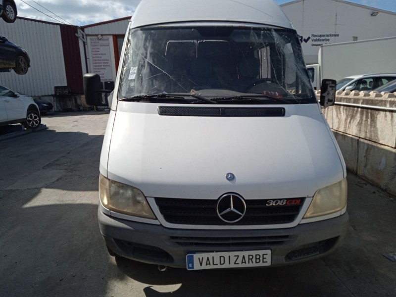 mercedes-benz sprinter 3-t furgoneta (b903) del año 2000