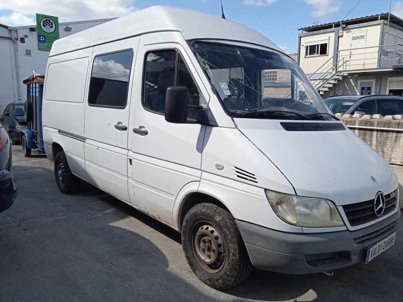 mercedes-benz sprinter 3-t furgoneta (b903) del año 2000