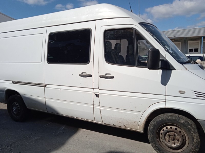 mercedes-benz sprinter 3-t furgoneta (b903) del año 2000