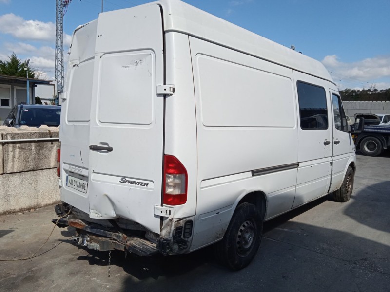 mercedes-benz sprinter 3-t furgoneta (b903) del año 2000