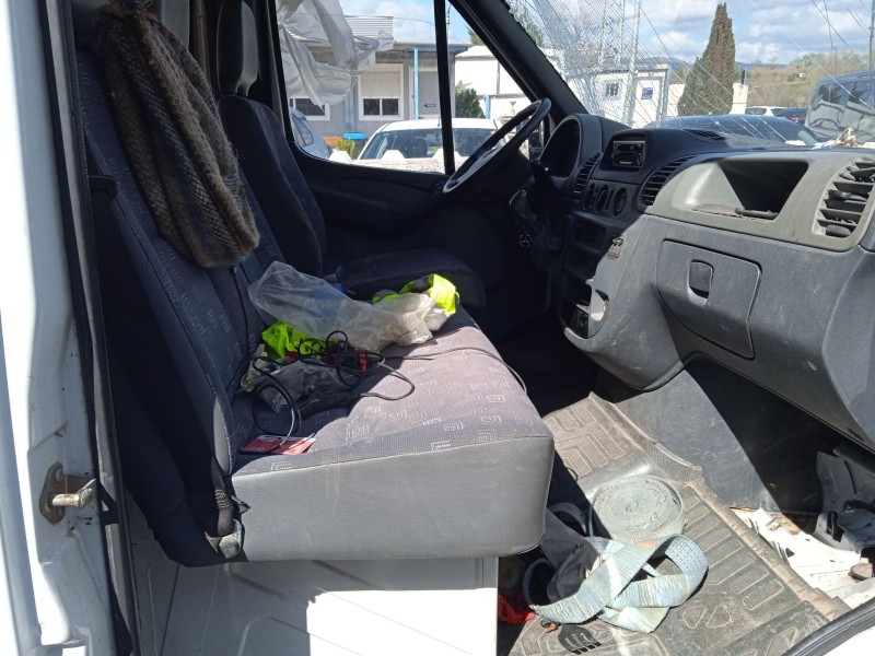 mercedes-benz sprinter 3-t furgoneta (b903) del año 2000