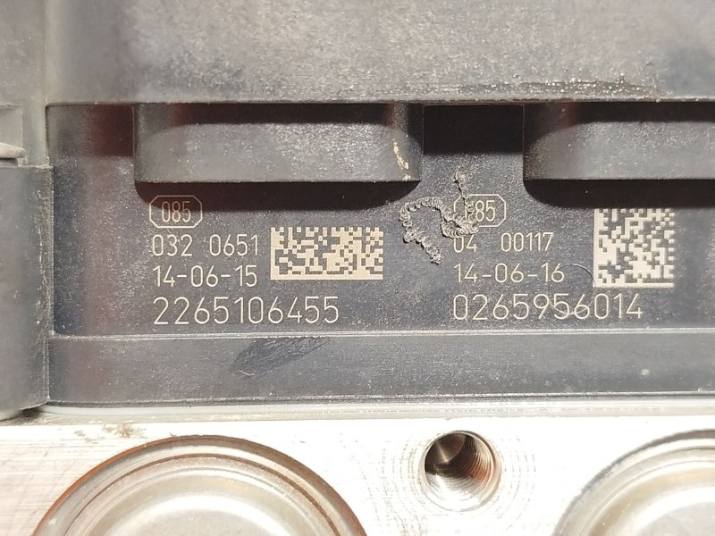 Recambio de abs para toyota auris 2.0 d-4d cat referencia OEM IAM 4454002391 0265956014 269637