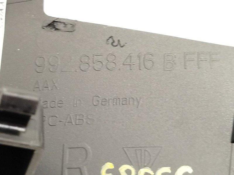 Recambio de moldura para porsche 911 descapotable (992) 3.8 turbo s (992650) referencia OEM IAM 992858416B  