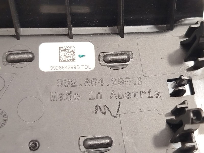 Recambio de moldura para porsche 911 descapotable (992) 3.8 turbo s (992650) referencia OEM IAM 992864299B  