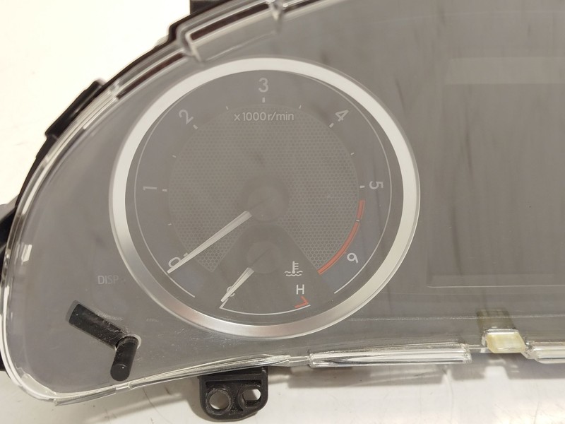 Recambio de cuadro instrumentos para toyota auris 2.0 d-4d cat referencia OEM IAM 838000ZV82  