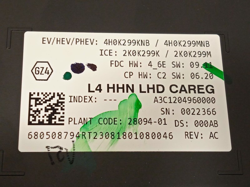 Recambio de pantalla multifuncion para renault austral tce 160 referencia OEM IAM 680508794R  A3C1204960000