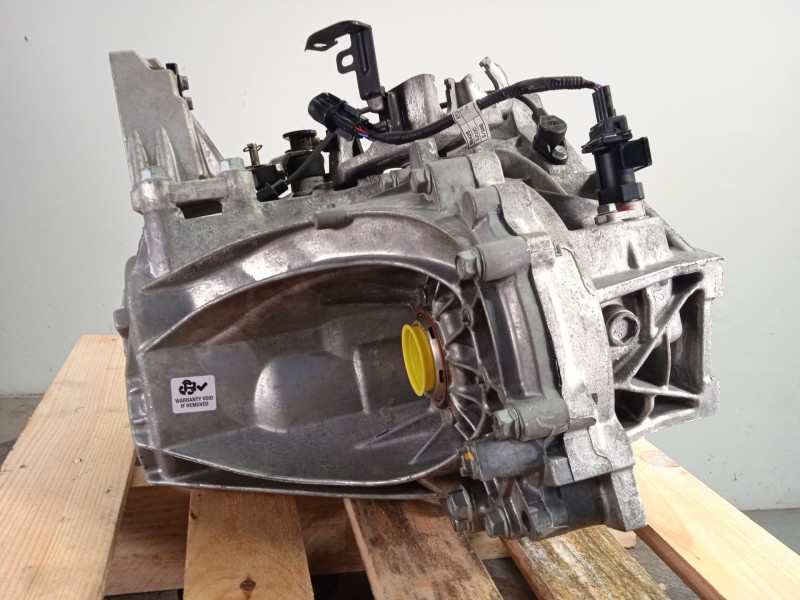 Recambio de caja cambios para kia carens iv 1.7 crdi referencia OEM IAM WFW6 4300032932 